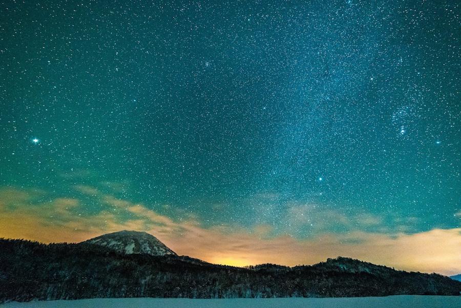  ABIN で働いている人は武器を持っていますか?